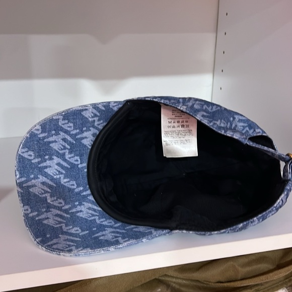 Authentic Fendi baseball cap - Picture 5 of 5